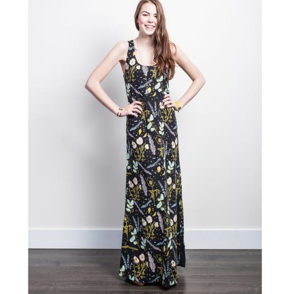 Thief & Bandit Dresses & Skirts - THIEF & BANDIT blue floral maxi dress
